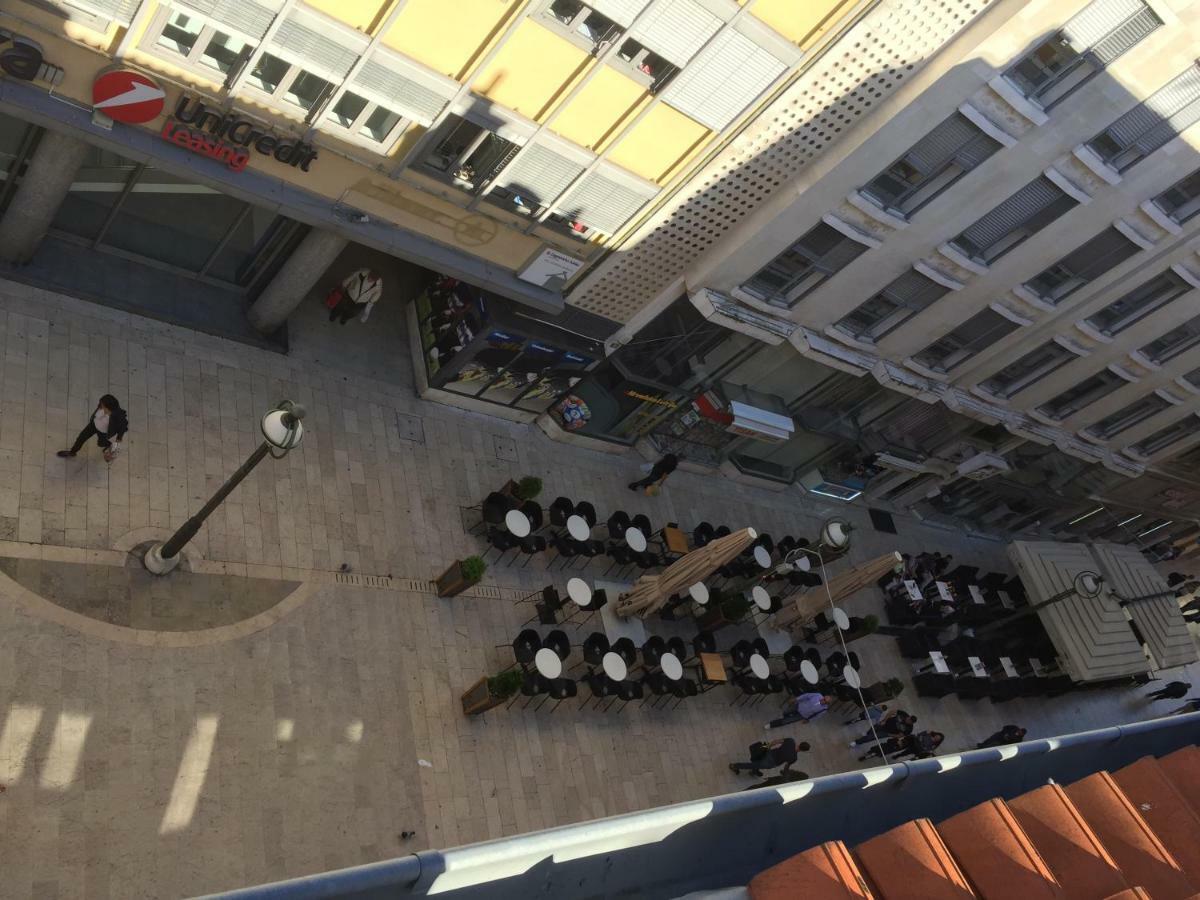 Charming Rijeka City Center Apartment Renee Exterior foto